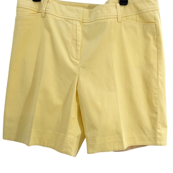 Talbots Size 14 Yellow Perfect Short - Picture 2 of 13